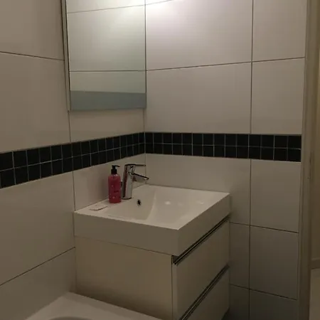 Duplex D'orleans בית הארחה